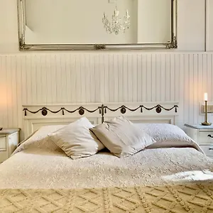 casa-adele.hotelitalianriviera.com/